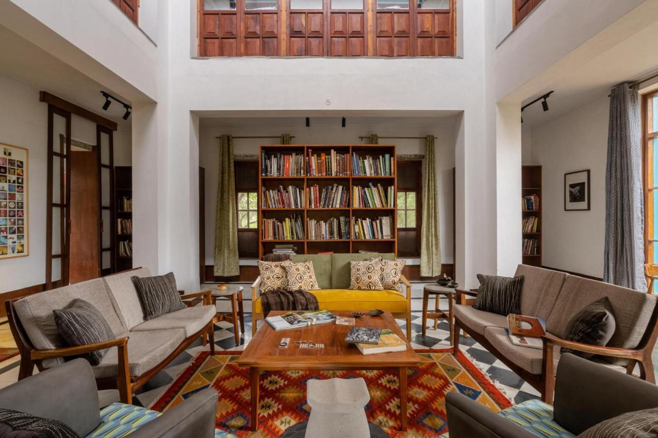 Lohonostays Library Sadhrana Bagh Gurgaon Dış mekan fotoğraf