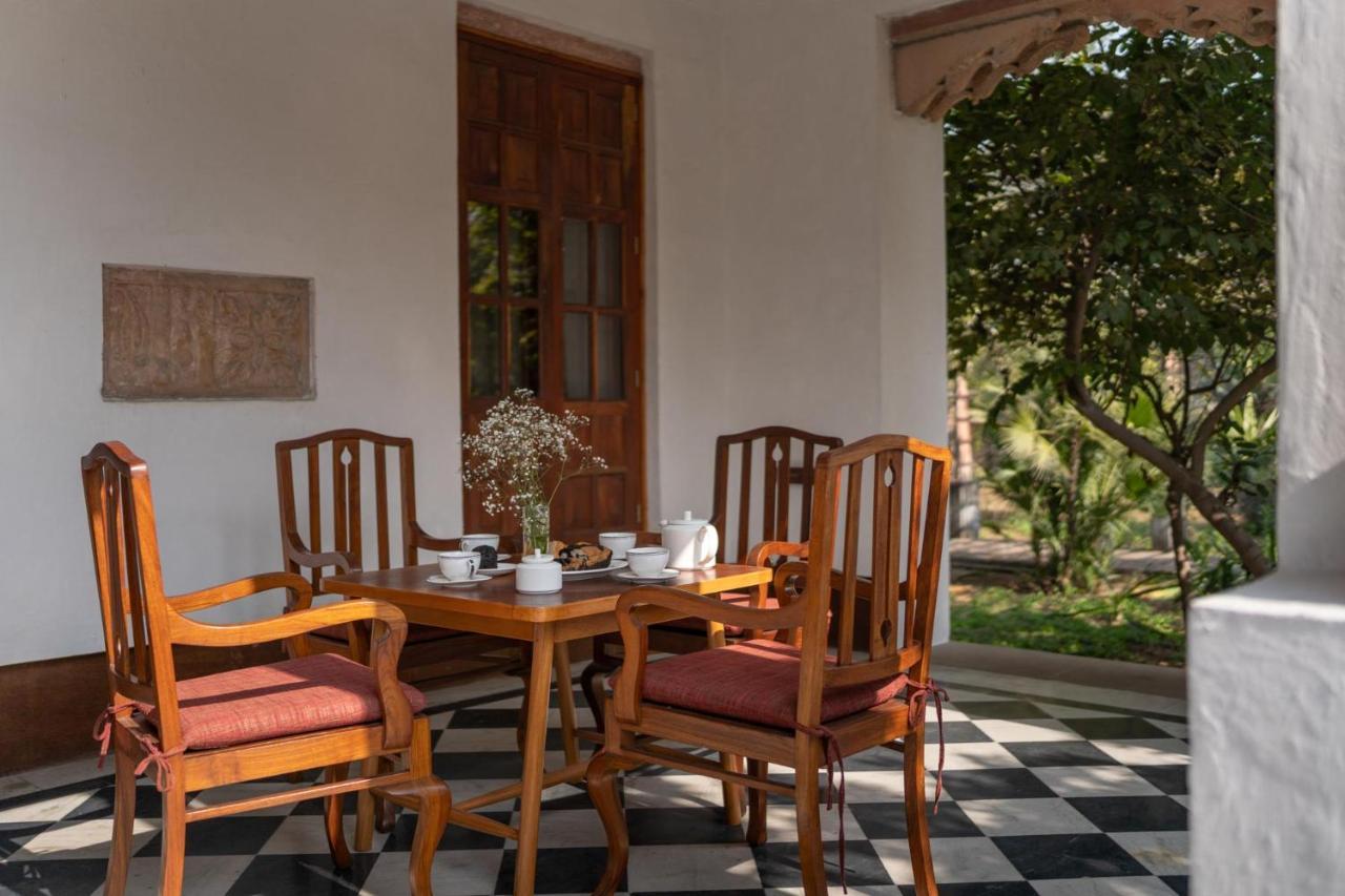Lohonostays Library Sadhrana Bagh Gurgaon Dış mekan fotoğraf